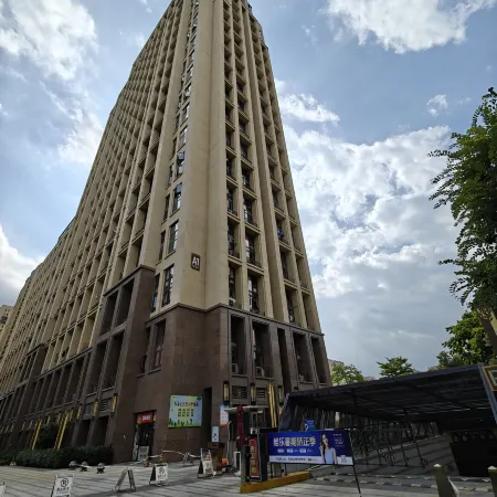 Xinyuewan Apartment