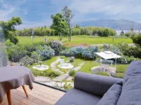 Erhai Zhijing Garden Seaview Hotel