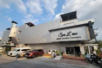 Halla Hotel