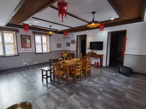 Binxian Jiutianchi Hotel (Yingjie Scenic Area)