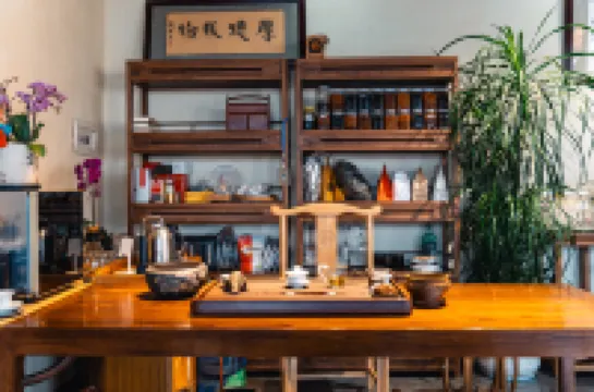 Menghai Hanshan Chinese Inn