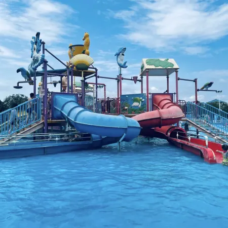 Xingchenwan Scenic Resort Apartment (Wuchuan Dinglongwan Desasi Water World)