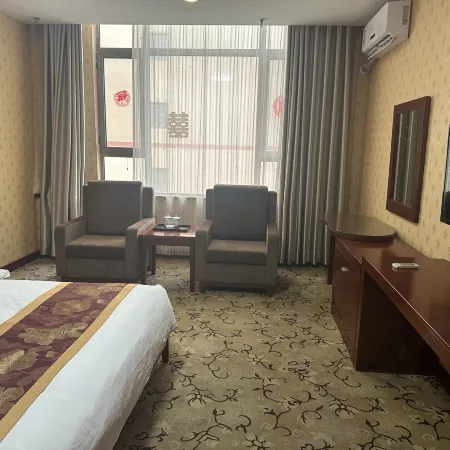 Wushan Century Sunshine Hotel