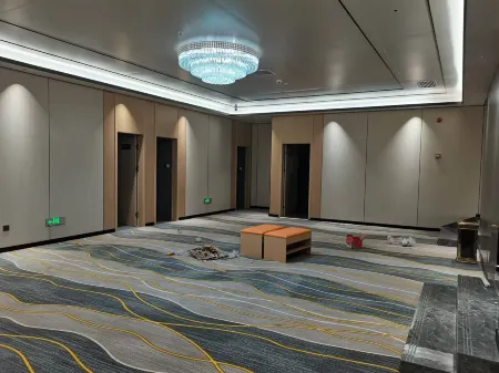 Dongyue Hotel Отели в г. Синпин