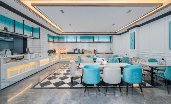 XANA HOTELLE Yanji West Railway Station Wanda Plaza store