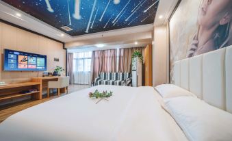 Hong Apple Hotel (Kaiyang Yunkai Square)