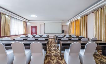 Yindige Hotel (Huazhou)