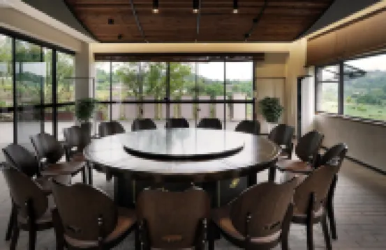 Tongqu Jiaguanli Private Hot Spring Resort Inn, Qionglai