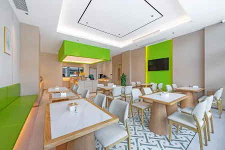 Yunji Hotel (Shanghai Songjiang G60 Qiaomao Science and Technology Innovation Park Branch) Отели рядом с достопримечательностью «Xilinchan Temple»