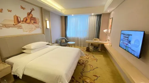 Lu County Yunduo International Hotel