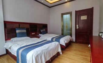 Bianba Huadu Business Hotel
