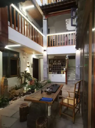 Jianshui Bushe Homestay (Gucheng Branch)