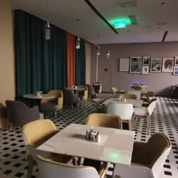 Caidao Inn • Preferred Hotel (Bole Riverside Park Branch)