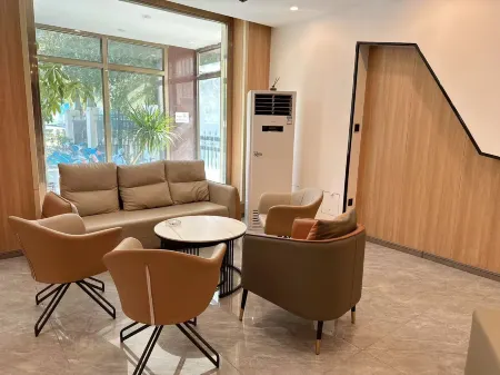 Shihezi Cuitai Homestay Отели в г. Манас