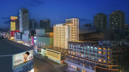 Elong Anyue Hotel (Zhengzhou Erqi Square David City Branch) Отели рядом с достопримечательностью «Huanghe S & T College School of Information Engineering»