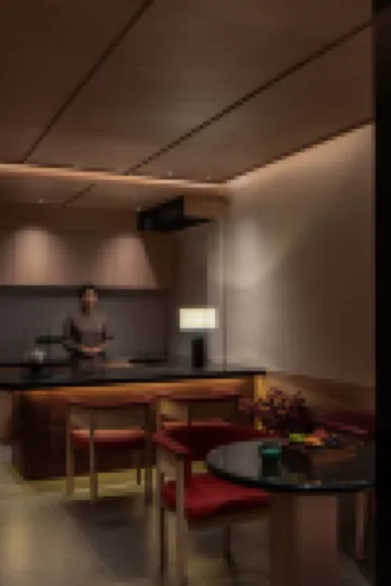 Runwu Homestay (Wuyi Square & IFS Center)