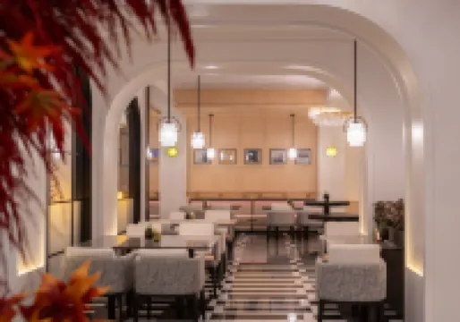 AnmanFlowerRoomHotel|安漫花間飯店（昆明火車站店）