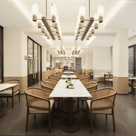 Atour Hotel (Wuxi Liangxi Huishan Ancient Town Scenic Area)
