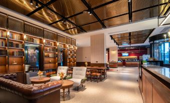 James Joyce Coffetel (Jiangmen Wuyi University Thirty-three Street Branch)