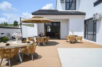 Cloud Retreat Hotel - breakfast