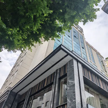 Lanting Hotel (Linyi Jiefang Road Taisheng Square)