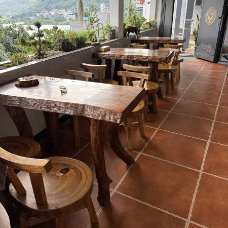 Xiyu Qianxia Homestay