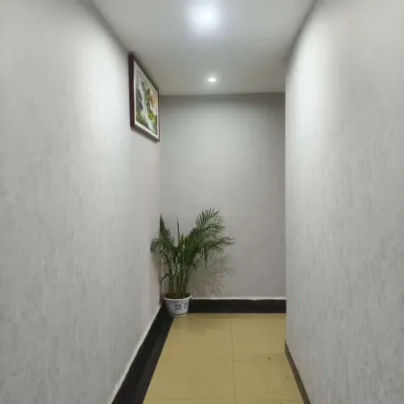 Huize Shangju Hotel