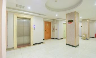 Guanghui Business Hotel