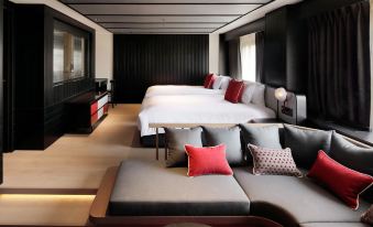 Cross Hotel Osaka
