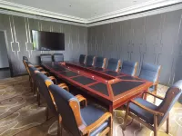 Fuqiang Grand Hotel Hotels in Shidian