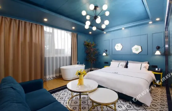 誠湖藝術酒店（蒼溪汽車站店）