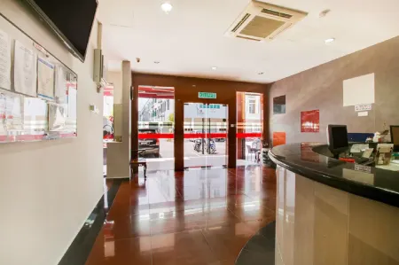 Hkf Hotel Отели рядом с достопримечательностью «Temple Yi Huang»