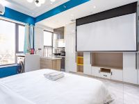 南阳蔓尼梵M公寓 - 蓝色经典大床房