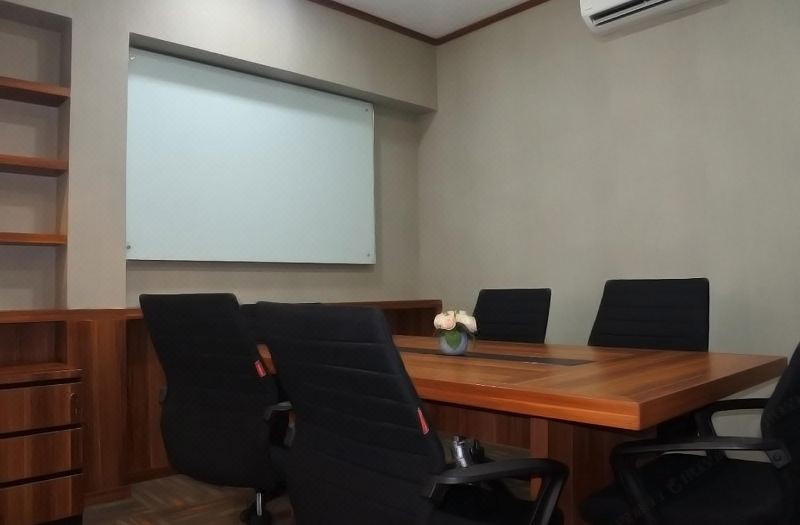 Oakwood Suites La Maison Jakarta