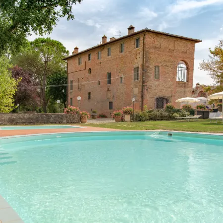 Residence Borgo San Lorenzo a Linari