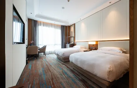 Shangrao International Grand Htoel Отели рядом с достопримечательностью «Shangrao Botanical Garden»