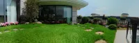 Floral Hotel · Xingyi Wanfenglin Batu Hotel Hôtels à proximité de l'Aéroport de Xingyi Wanfenglin