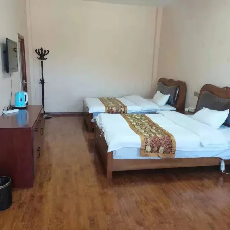 Dingri Himalaya Hotel