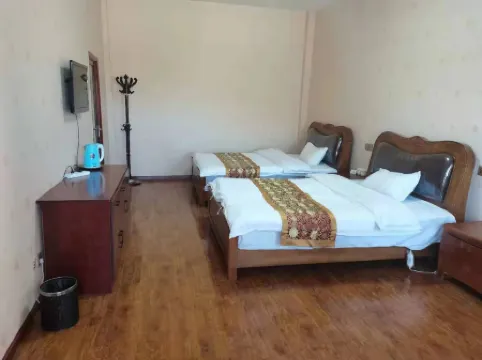 Dingri Himalaya Hotel