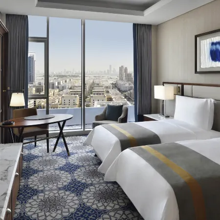 Grand Plaza Mövenpick Media City Отели рядом с достопримечательностью «Район Дубай-Нолидж-Виллидж»