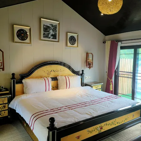 Moshang chuiyan Inn