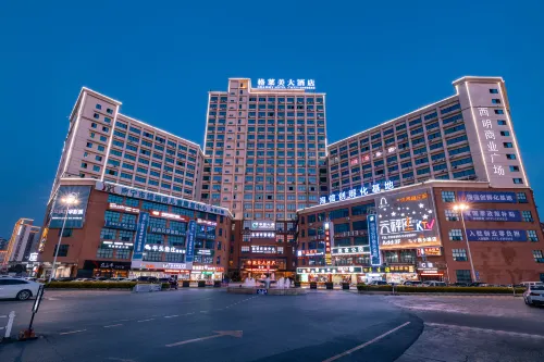 Grammy Hotel