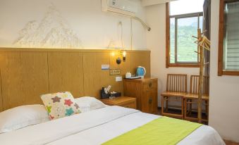 Xijiang Qianhu Miaozhai Ruyun Bieyuan Hotel (No.1 Fengyuqiao Branch)