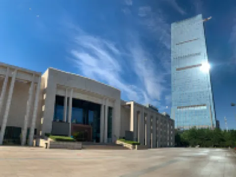 Hilton Shijiazhuang Hotels near Hebei Museum