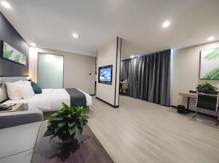 Shankee Tea Style Hotel (Yulin Jinsha Road) Отели рядом с достопримечательностью «Yulin Vocational and Technical College»