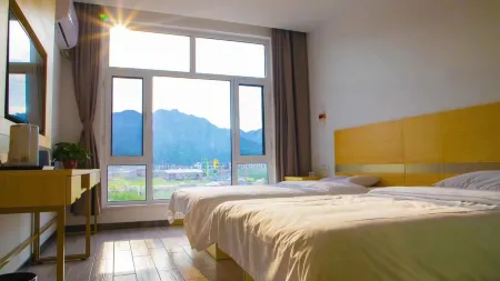 Wu'an Tianxin Family Resort Отели рядом с достопримечательностью «Jingniang Lake»