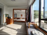 Between Mountain and Sea Homestay - Beach