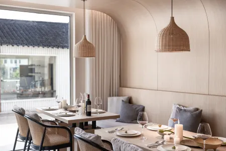 VILLAGE  STAY Отели рядом с достопримечательностью «Shanghai Puji Bridge»