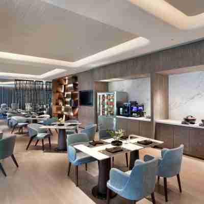 Crowne Plaza Wuhan Optics Valley Hotel Dining/Meeting Rooms