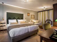 The Hendrick's Hotel Hotels near TomTom